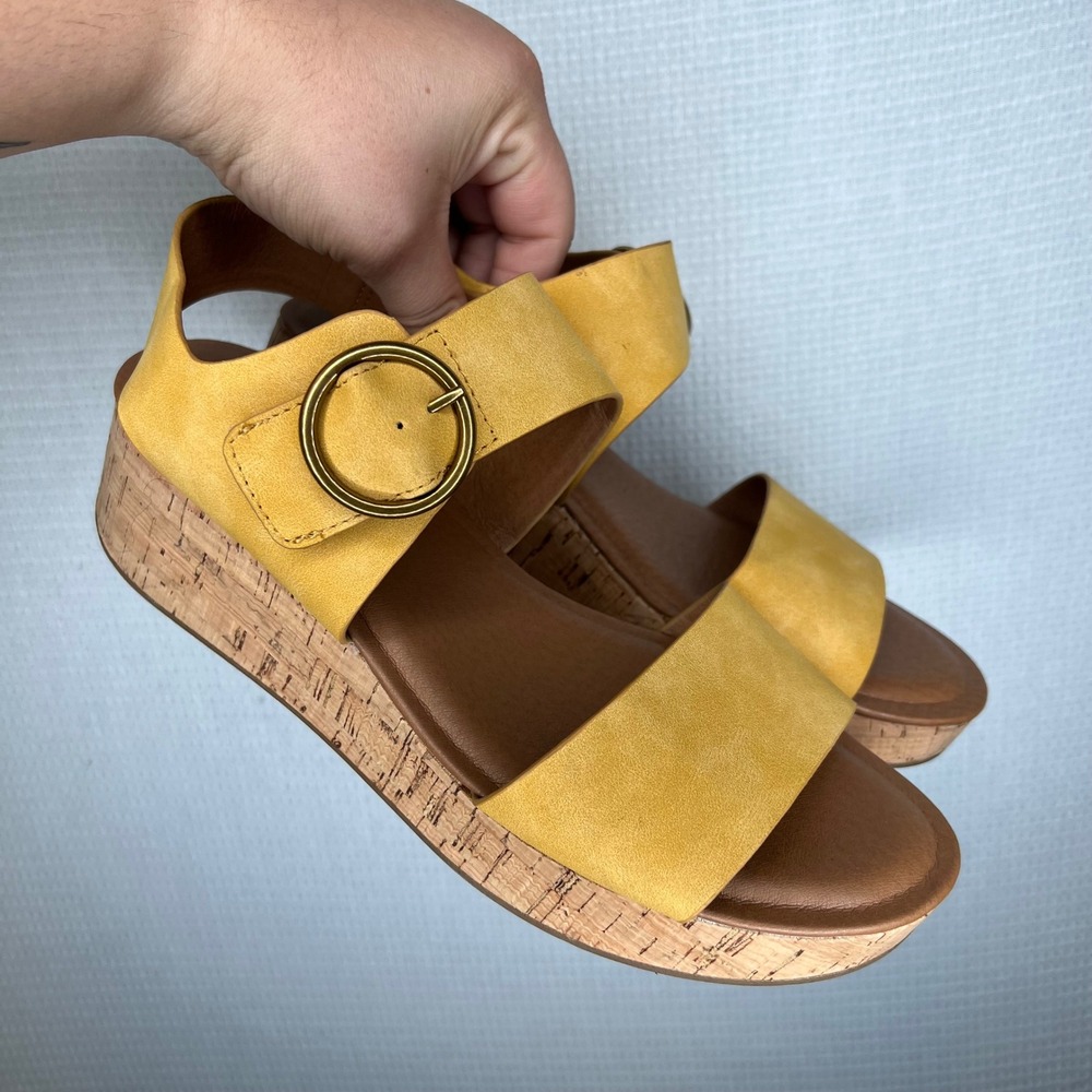 EuroSoft by Sofft Finnly Mustard Yellow Cork Wedge Platform Sandals Womens 10M
